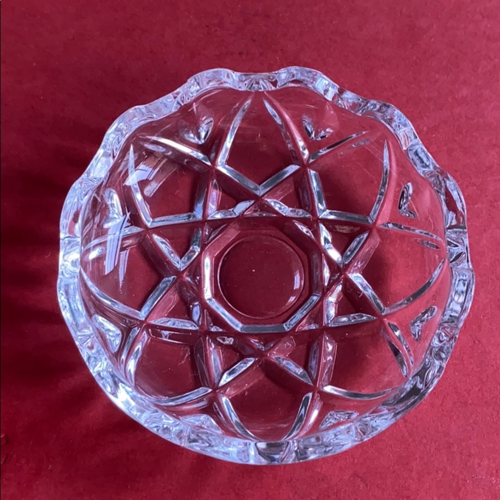 Small crystal dish